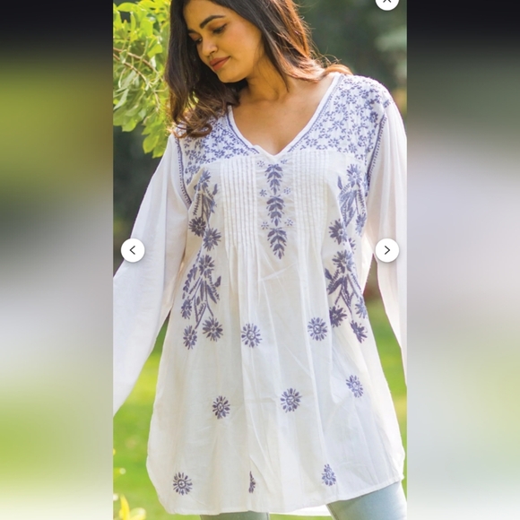 Sevya Hand Embroidered White/ Lilac Tunic NWOT SIze S - Picture 2 of 10